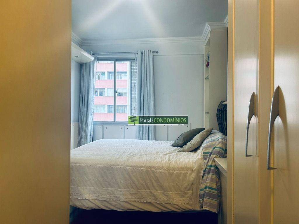 Apartamento para alugar com 3 quartos, 115m² - Foto 6