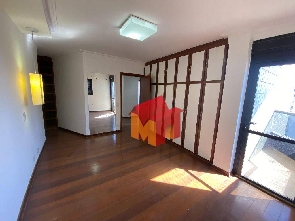 Apartamento à venda com 3 quartos, 210m² - Foto 9