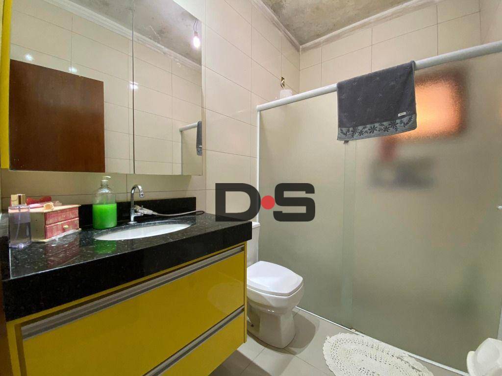 Casa à venda com 3 quartos, 175m² - Foto 7