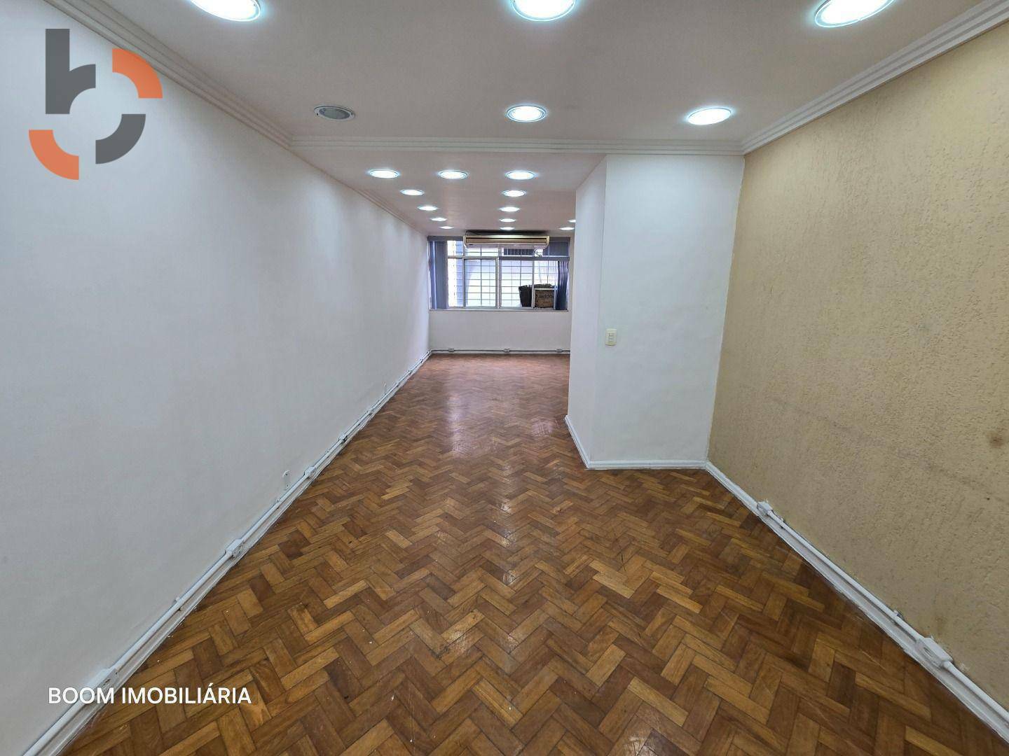 Apartamento para alugar com 3 quartos, 95m² - Foto 8