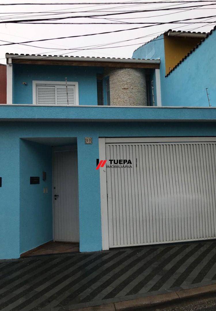 Sobrado à venda com 3 quartos, 200m² - Foto 1