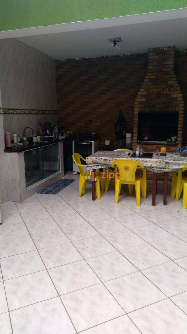 Sobrado à venda com 6 quartos, 300m² - Foto 4