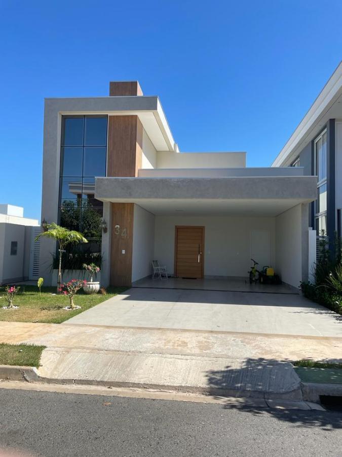 Casa de Condomínio à venda com 3 quartos, 300m² - Foto 1