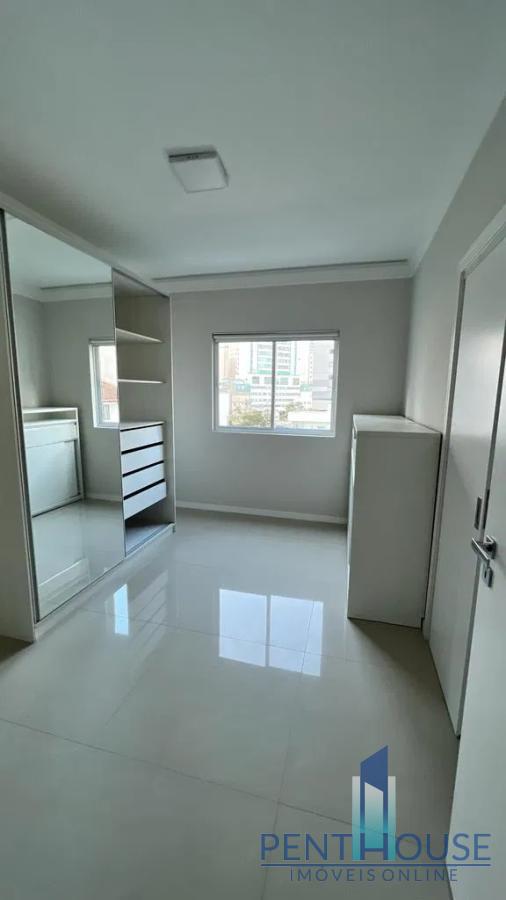 Apartamento à venda com 3 quartos, 122m² - Foto 14