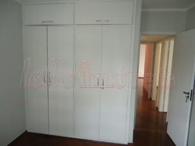 Apartamento para alugar com 3 quartos, 96m² - Foto 12