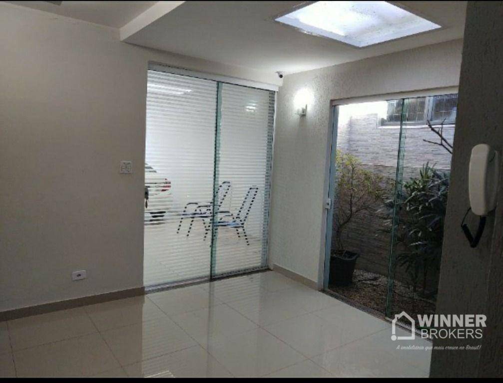 Casa à venda com 3 quartos, 250m² - Foto 7