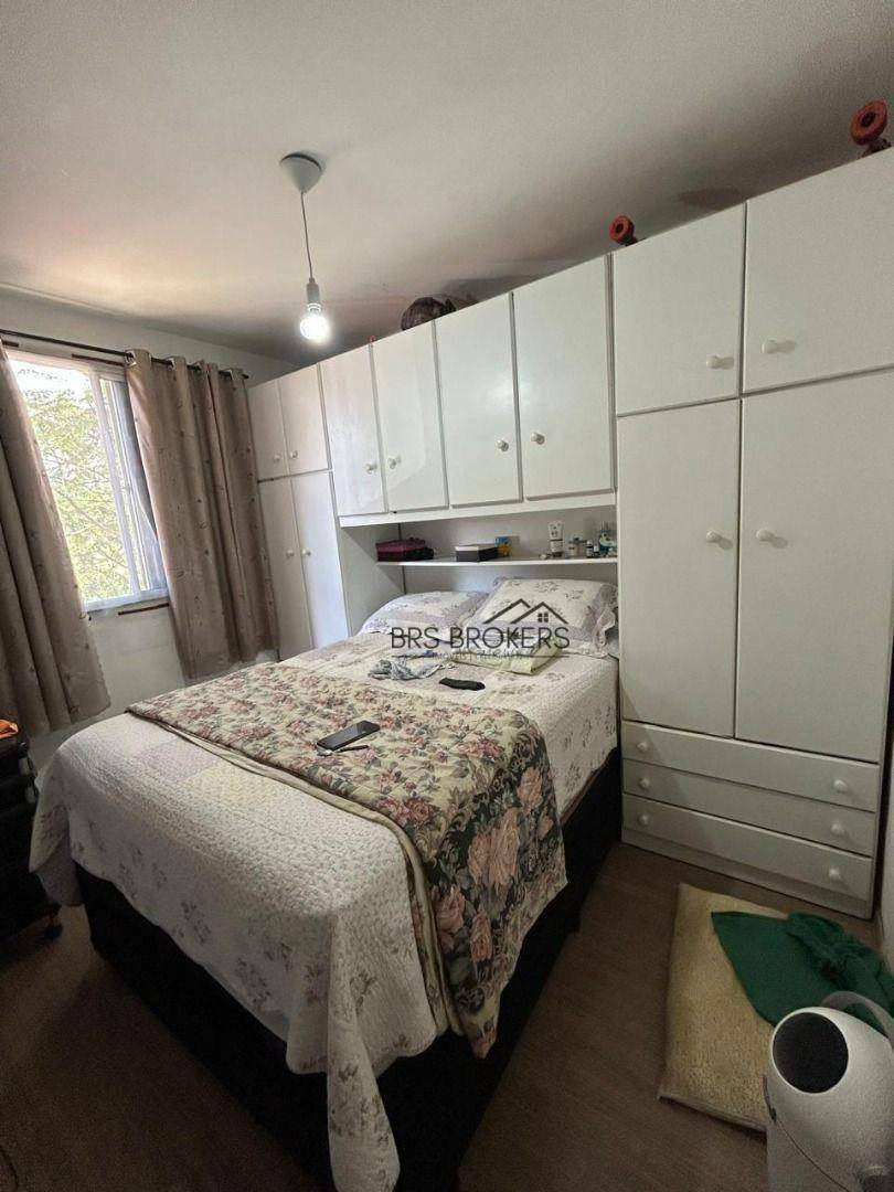 Apartamento à venda com 2 quartos, 45m² - Foto 11