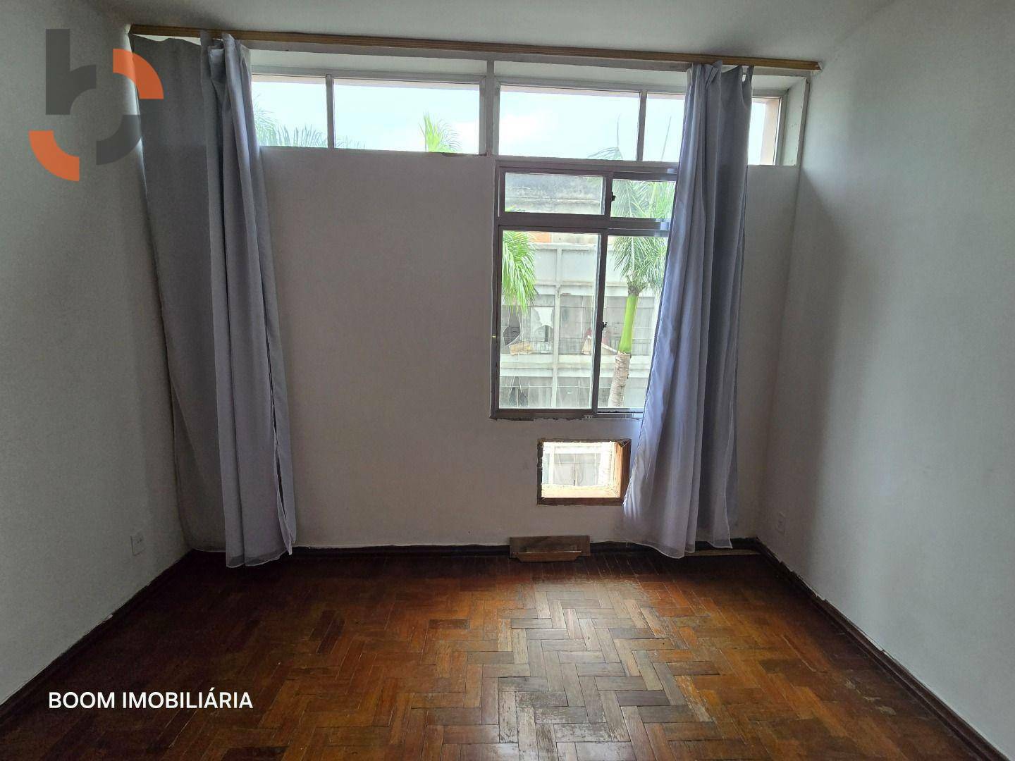 Apartamento para alugar com 1 quarto, 80m² - Foto 1