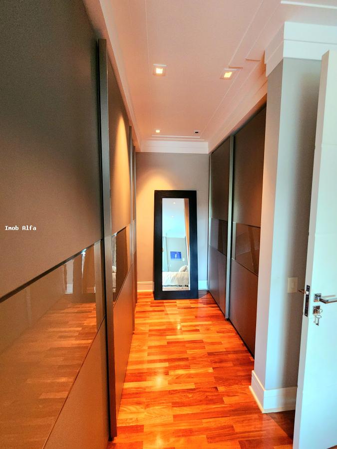 Casa à venda com 4 quartos, 900m² - Foto 15