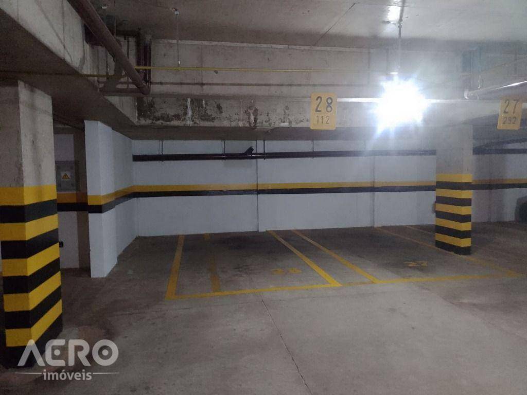 Apartamento à venda com 3 quartos, 105m² - Foto 19