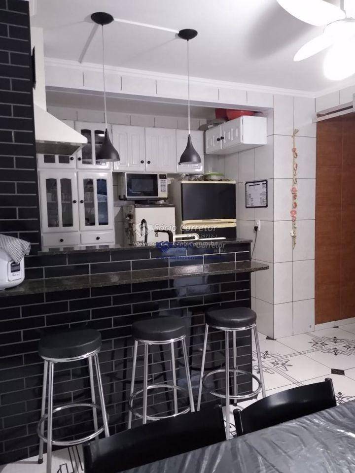 Casa à venda com 2 quartos, 200m² - Foto 5