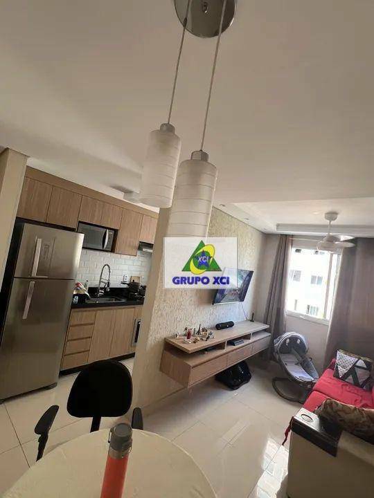 Apartamento à venda com 2 quartos, 43m² - Foto 11