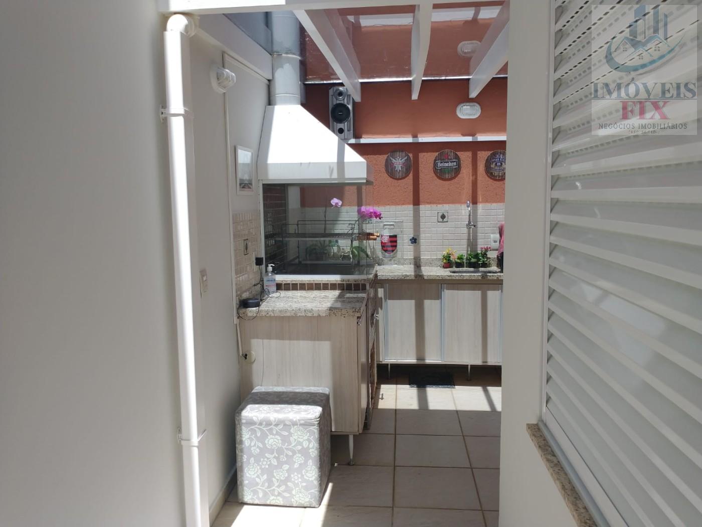 Casa à venda com 4 quartos, 146m² - Foto 17