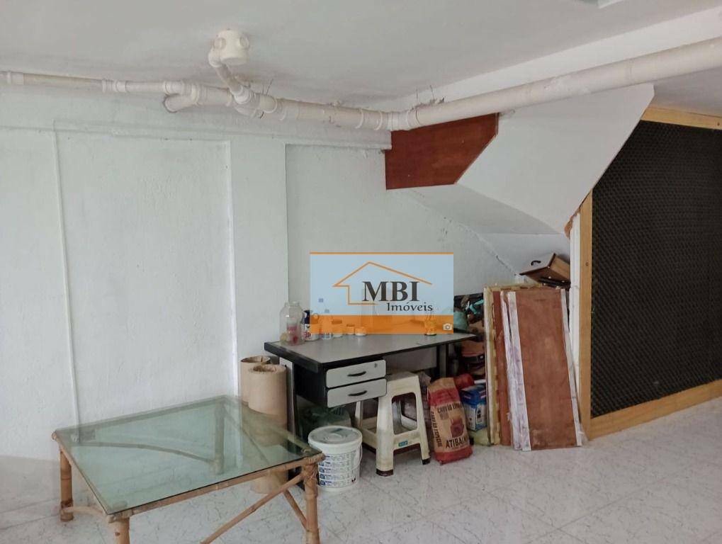 Sobrado à venda com 3 quartos, 194m² - Foto 3