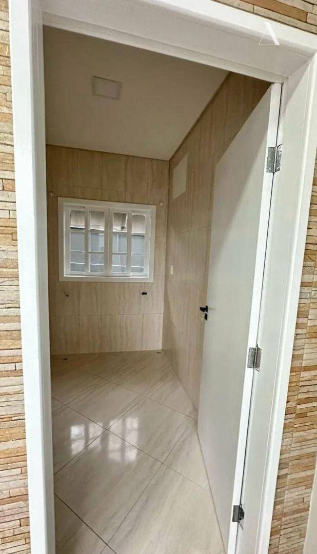 Casa à venda com 3 quartos, 120m² - Foto 4