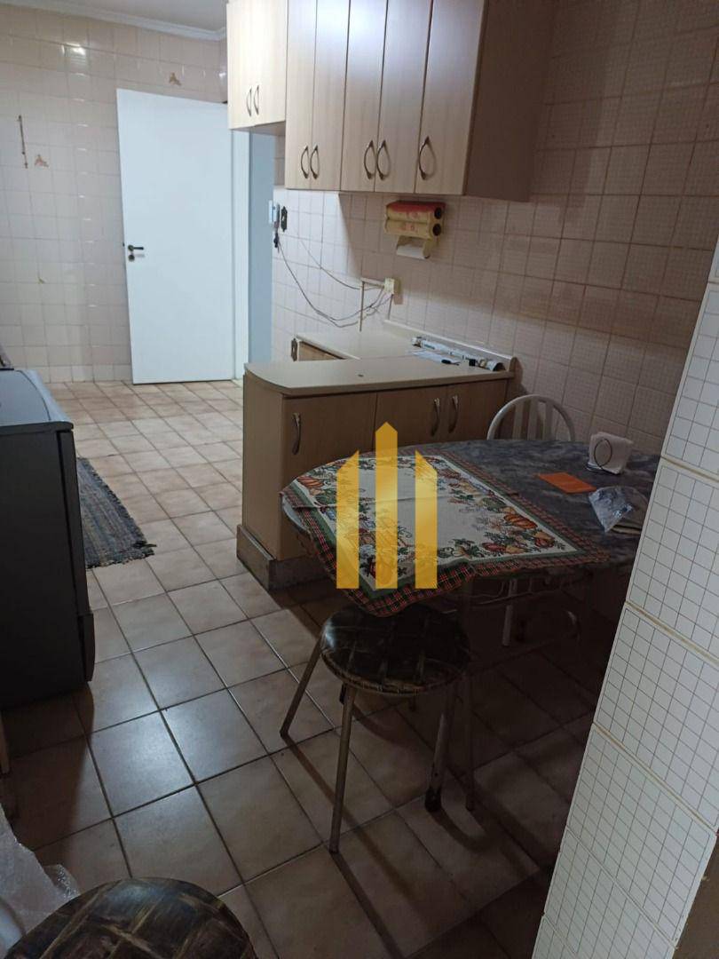 Sobrado à venda com 4 quartos, 250m² - Foto 25