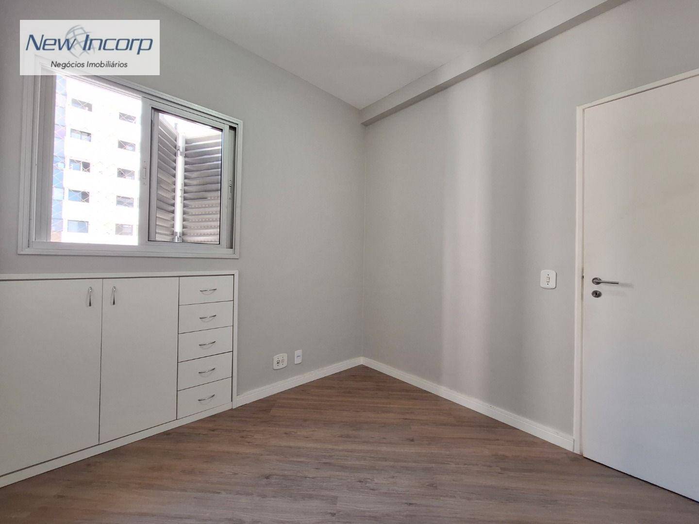 Apartamento à venda com 2 quartos, 65m² - Foto 25