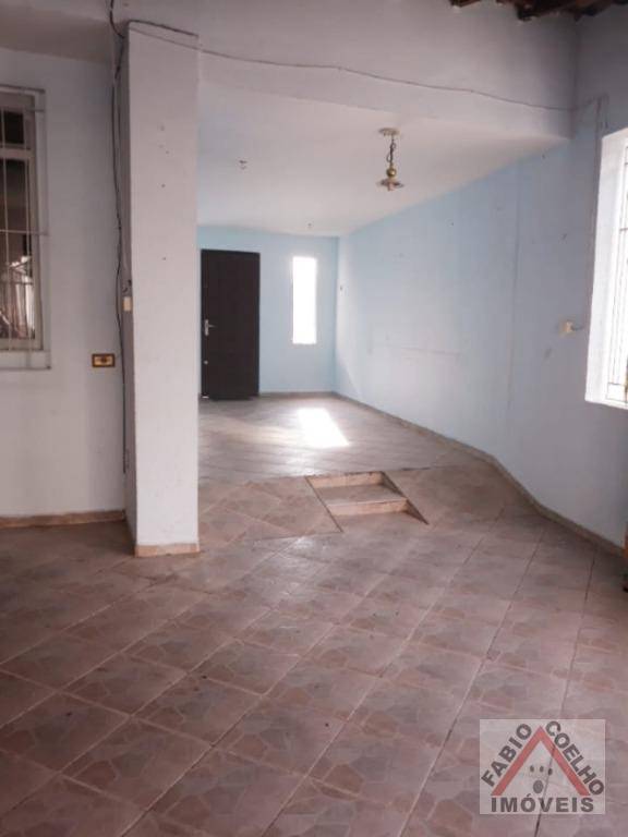 Casa à venda com 4 quartos, 166m² - Foto 1