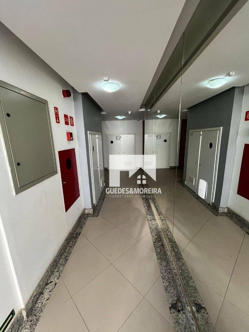 Apartamento à venda com 2 quartos, 43m² - Foto 15