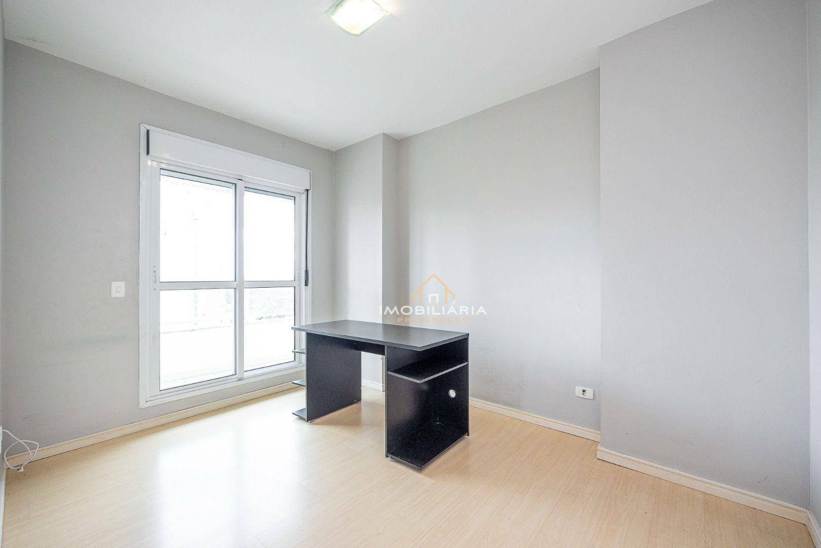 Apartamento à venda com 4 quartos, 215m² - Foto 47