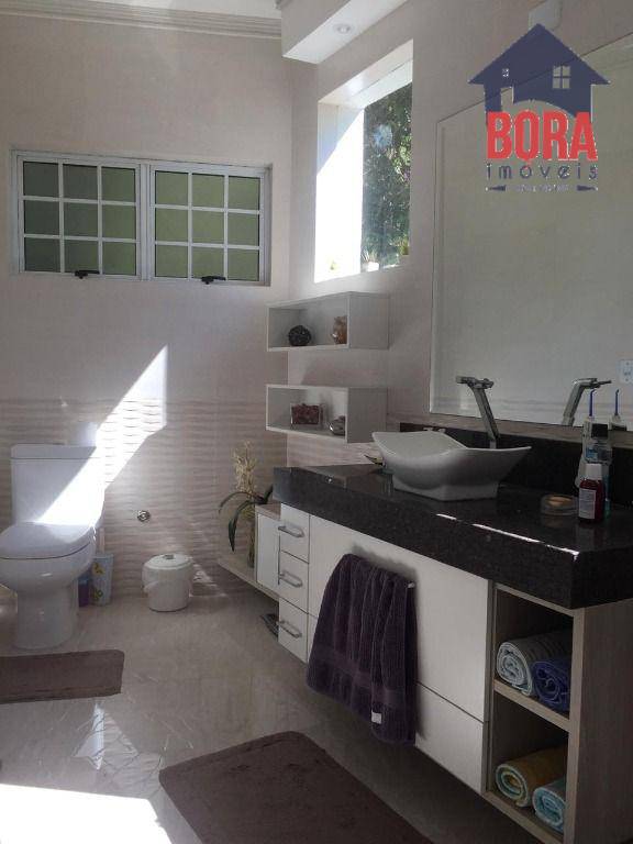 Casa de Condomínio à venda com 3 quartos, 300m² - Foto 18