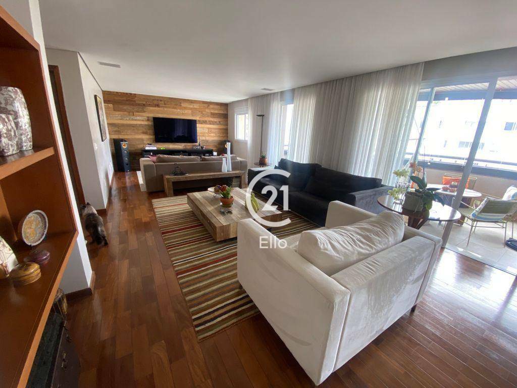 Apartamento à venda com 3 quartos, 205m² - Foto 4