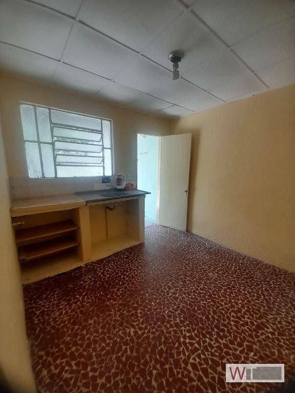 Casa para alugar com 1 quarto, 40m² - Foto 12