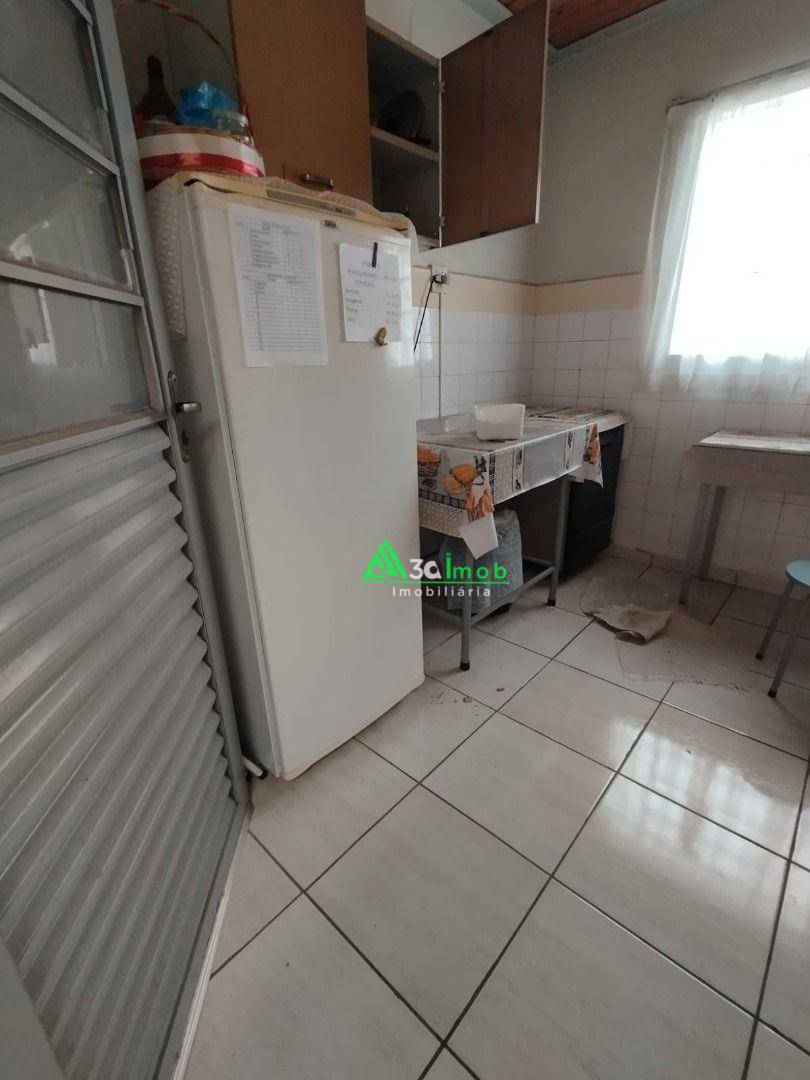 Casa à venda com 4 quartos, 108m² - Foto 15