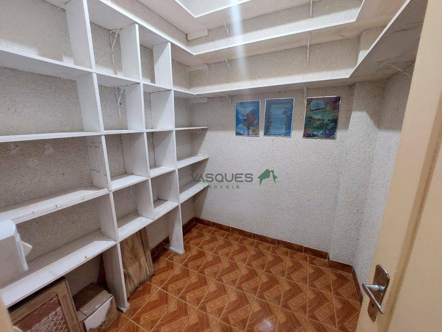 Apartamento para alugar com 2 quartos, 65m² - Foto 12