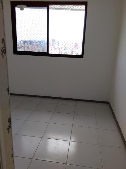 Apartamento à venda com 3 quartos, 80m² - Foto 10