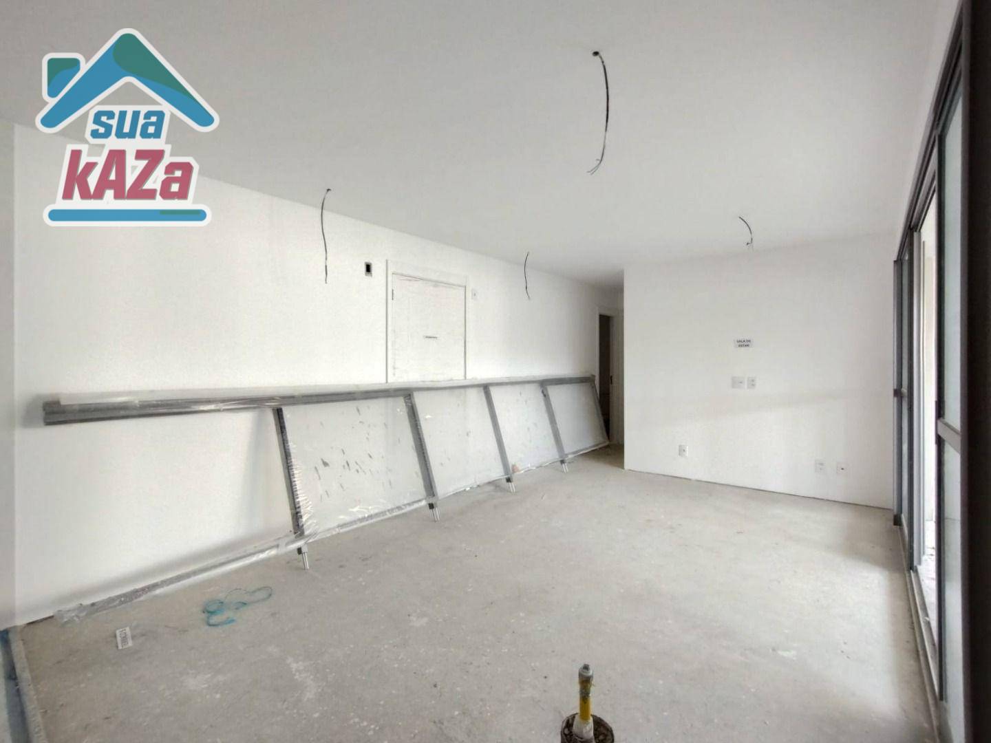 Apartamento à venda com 3 quartos, 121m² - Foto 4