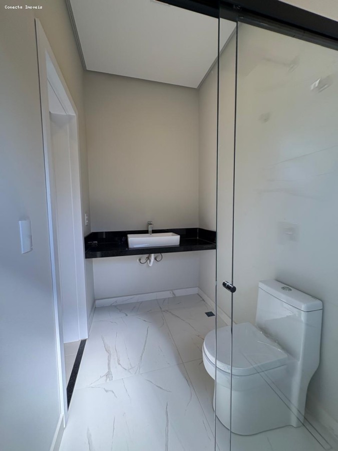 Casa à venda com 4 quartos, 155m² - Foto 14