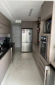 Apartamento à venda com 3 quartos, 106m² - Foto 12