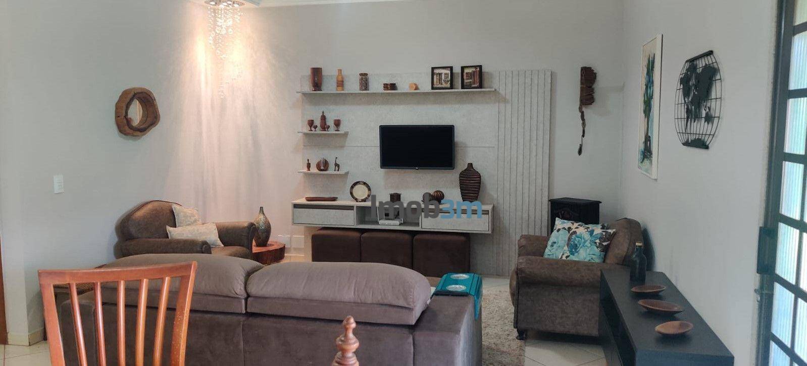 Chácara, 3 quartos, 2850 m² - Foto 3