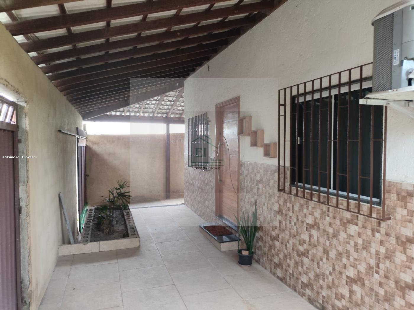 Casa à venda com 3 quartos, 360m² - Foto 2