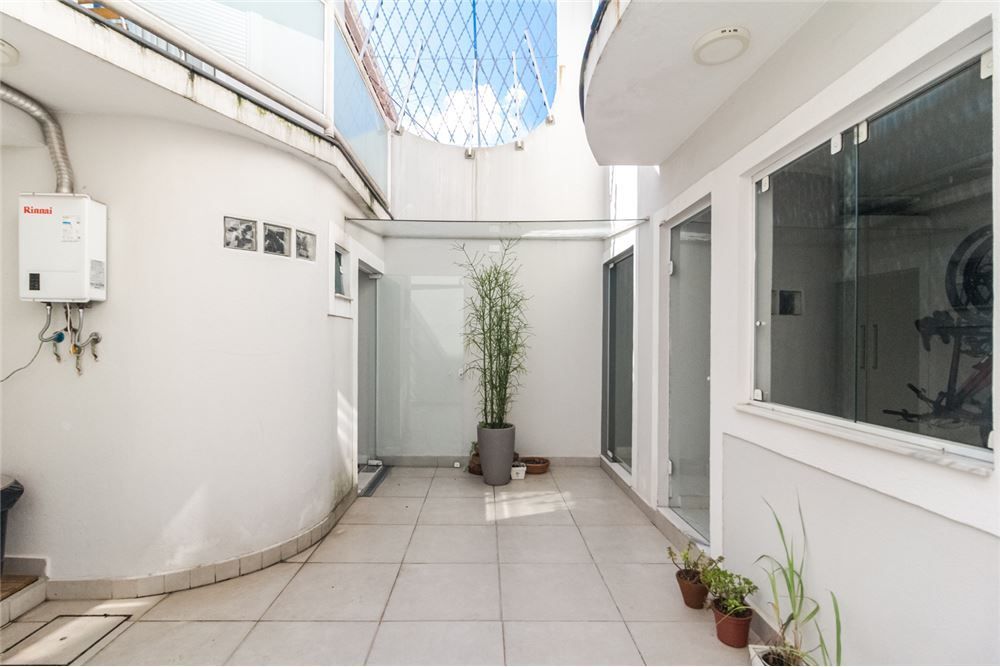 Casa de Condomínio à venda com 2 quartos, 180m² - Foto 6