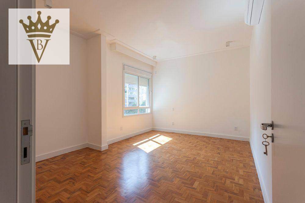 Apartamento à venda com 3 quartos, 225m² - Foto 12