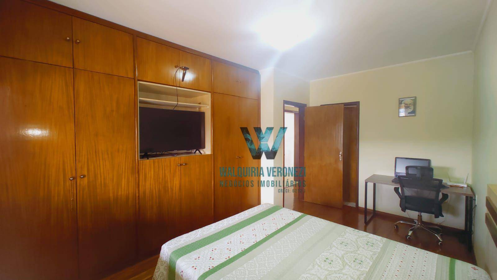 Casa à venda com 3 quartos, 197m² - Foto 10
