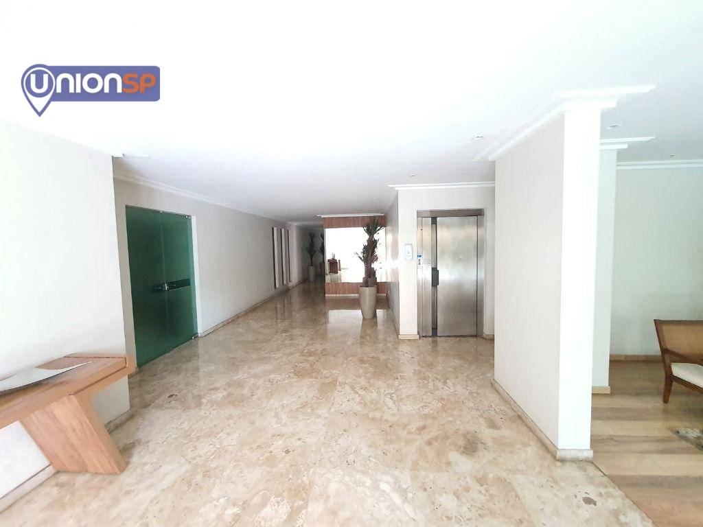 Apartamento à venda com 3 quartos, 130m² - Foto 35