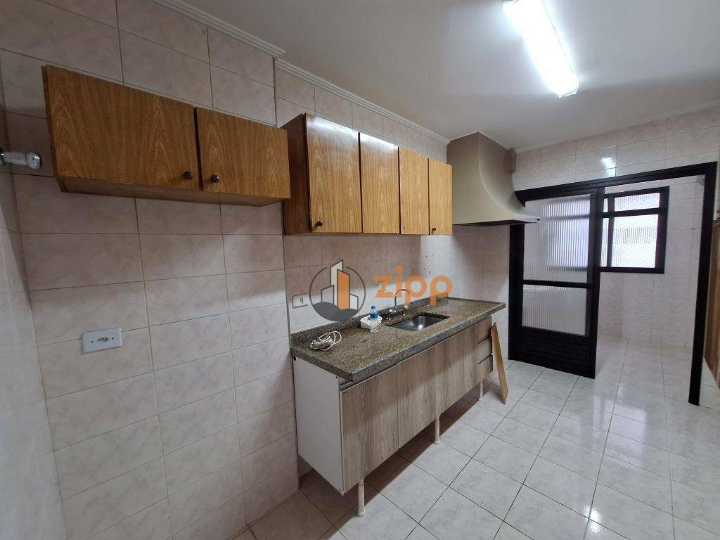 Apartamento para alugar com 3 quartos, 90m² - Foto 25