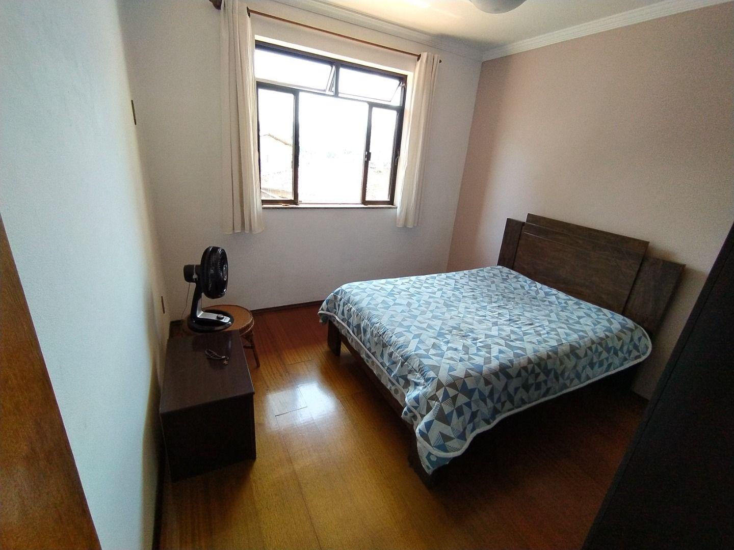 Casa à venda com 5 quartos, 179m² - Foto 30