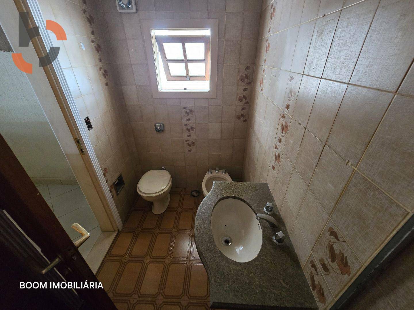 Casa de Condomínio à venda com 6 quartos, 300m² - Foto 21