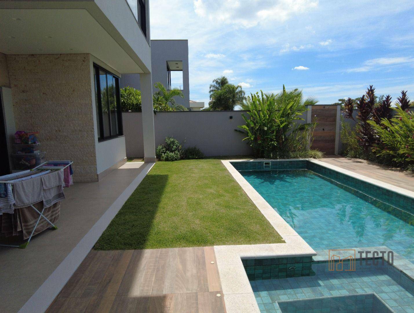 Casa de Condomínio à venda com 3 quartos, 393m² - Foto 31