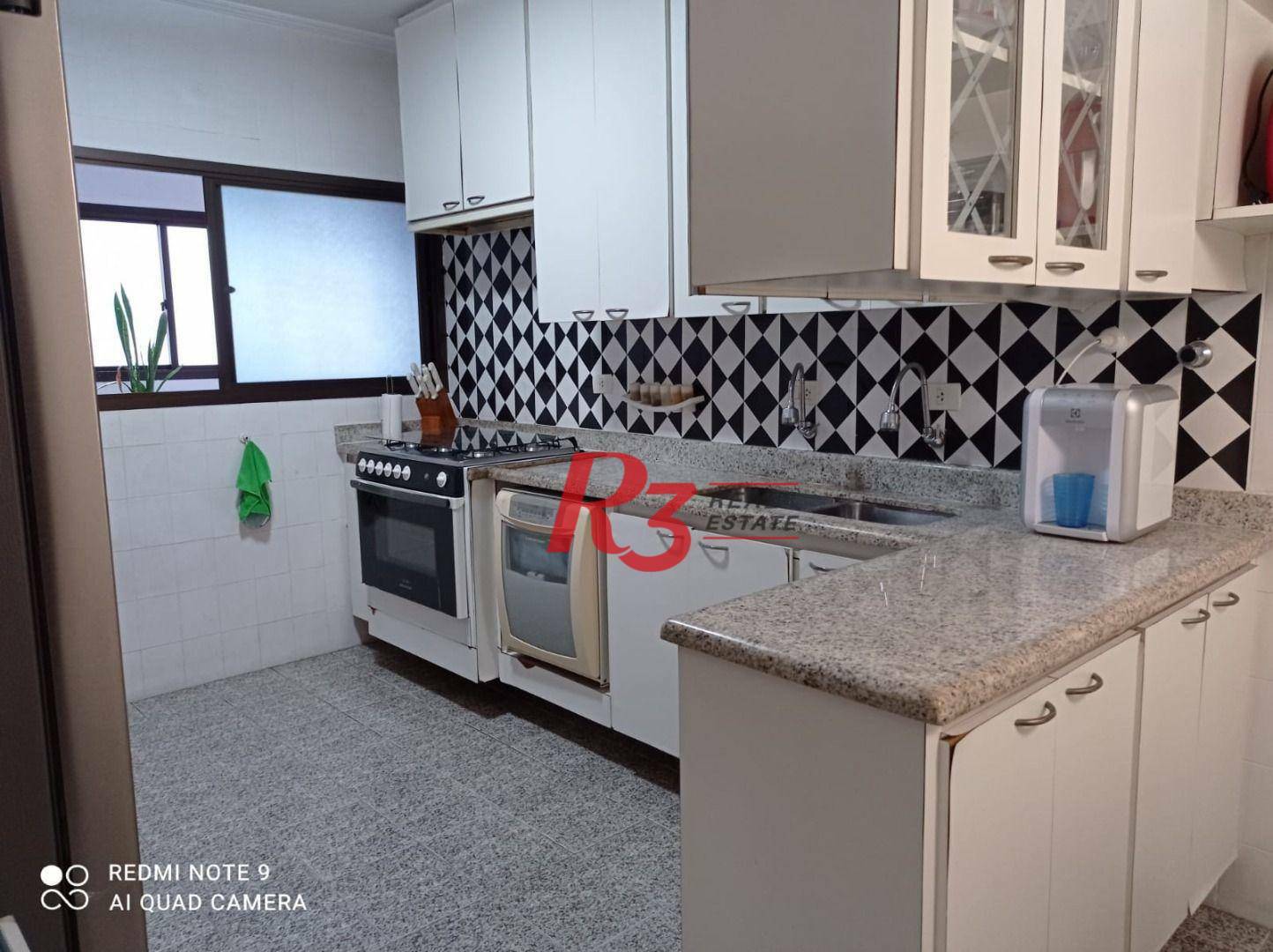 Apartamento à venda com 3 quartos, 192m² - Foto 7