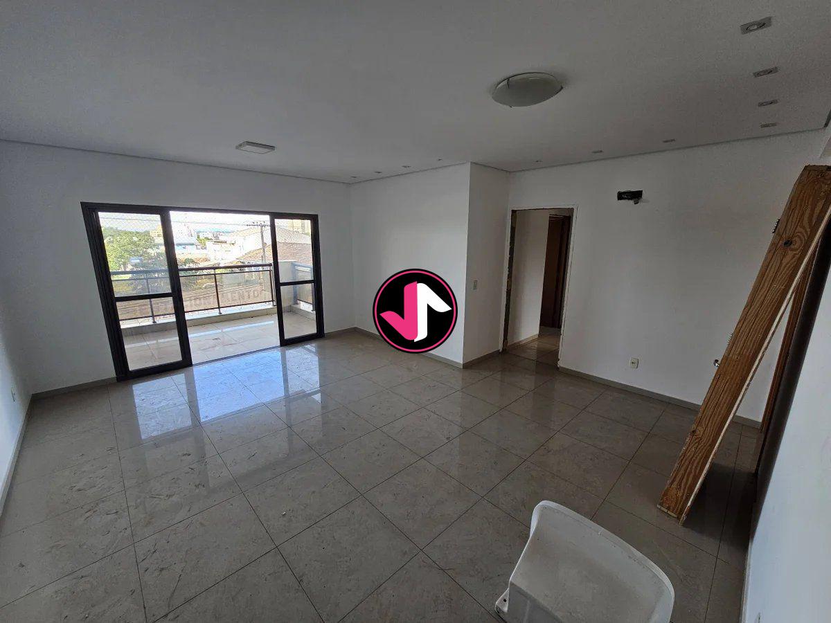 Apartamento à venda com 3 quartos - Foto 3