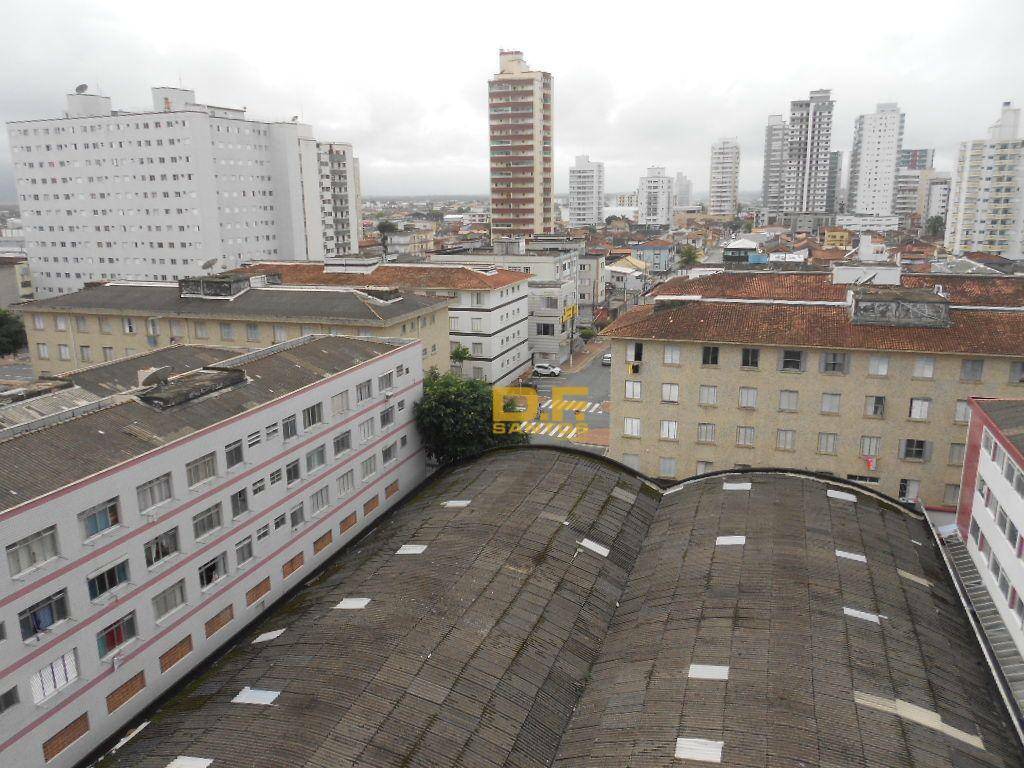 Apartamento à venda com 2 quartos, 1m² - Foto 2