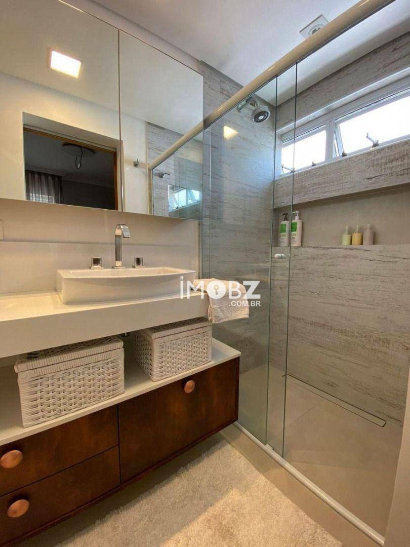 Apartamento à venda com 4 quartos, 169m² - Foto 8