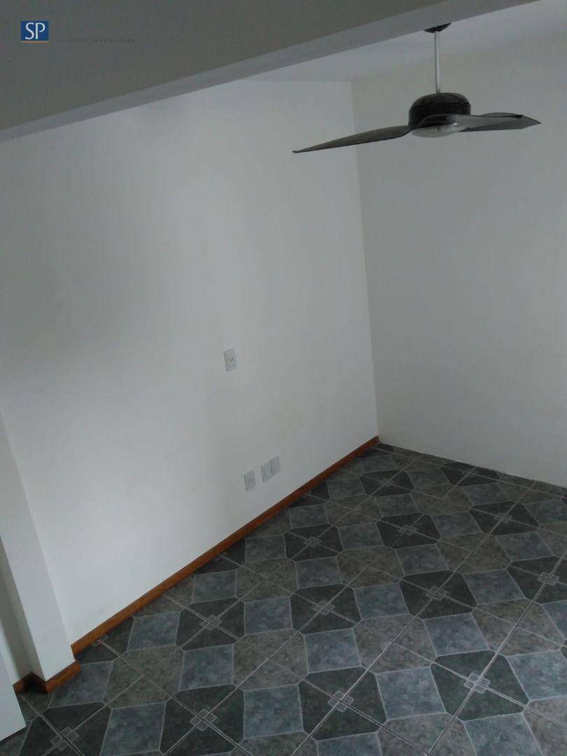 Apartamento à venda com 2 quartos, 65m² - Foto 24