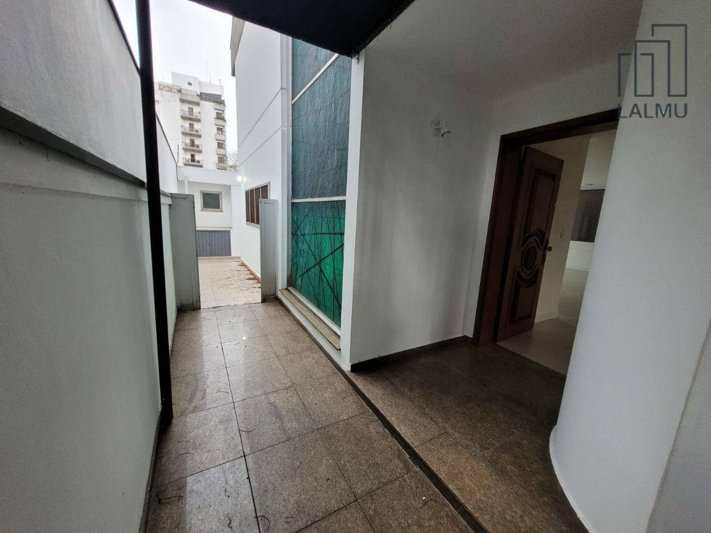 Sobrado para alugar com 4 quartos, 330m² - Foto 6