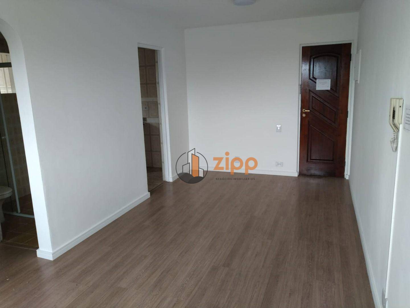 Apartamento à venda com 1 quarto, 45m² - Foto 2